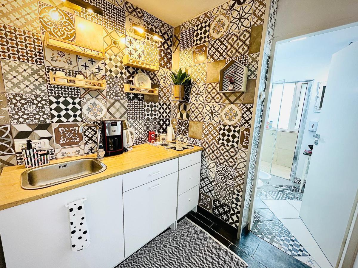 Private Place To Stay Self Check In-Nonstop- Netflix-Wifi Resita Exterior foto